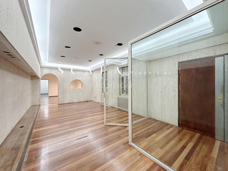 Foto 4c74add4-e5a1-426c-b666-565629eb6dc2. Miete büro mit heizung in Recoletos Madrid