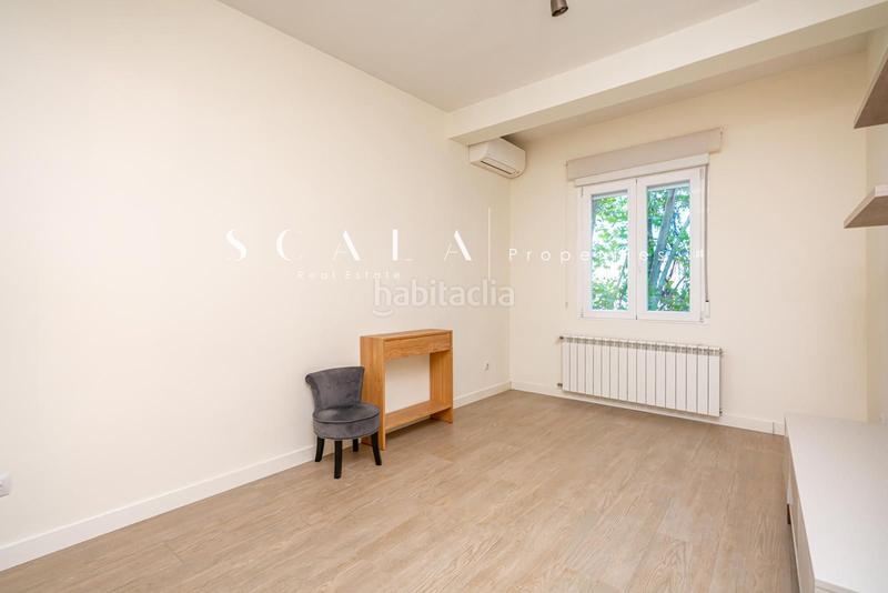 Foto 73de9d8e-5eaf-415f-af87-fcd8ac3a78a0. Rent flat with heating in Fuente del Berro Madrid