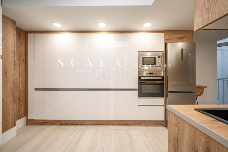 Foto 2db043cb-86dd-4426-9711-ba4f06b311a1. Location appartement avec chauffage parking dans Castillejos-Cuzco Madrid