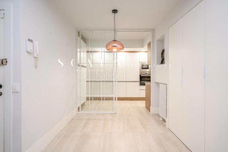 Foto 374b41b6-43df-4eb0-8644-0bf468341d21. Location appartement avec chauffage parking dans Castillejos-Cuzco Madrid