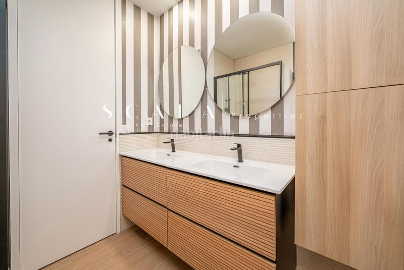 Foto 93d84c77-9f8f-4ff6-8287-3a1038684169. Location appartement avec chauffage parking dans Castillejos-Cuzco Madrid