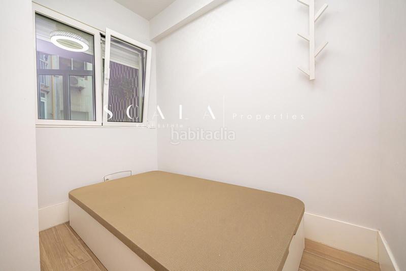 Foto 4bf2936f-a796-4c5e-b7e5-3ba829ecb874. Rent flat with heating parking in Castillejos-Cuzco Madrid