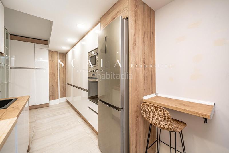 Foto fcbce6f3-a128-4d50-a8ab-1eb64ef29ef1. Rent flat with heating parking in Castillejos-Cuzco Madrid