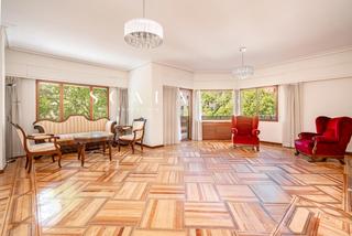 Location Appartement  Casado del alisal. En madrid