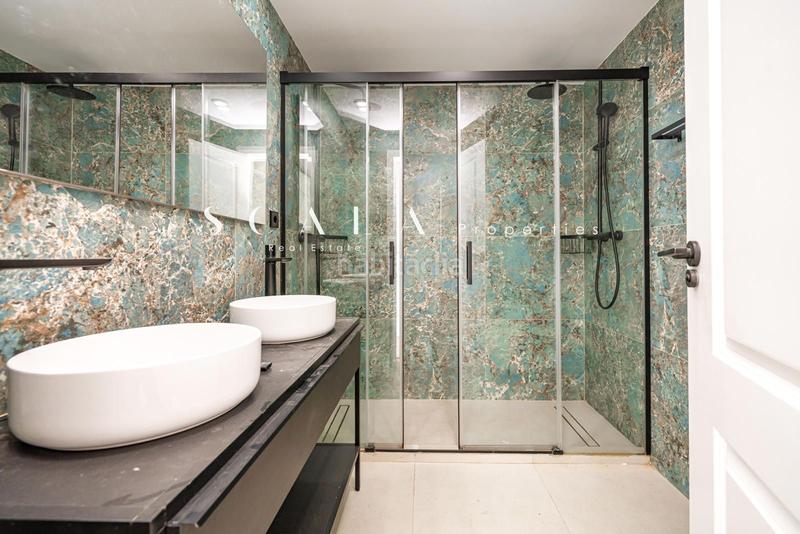 Foto c5bf6657-a8ed-4e8a-8052-5a917cf0e4ac. Alquiler piso en Hispanoamérica-Bernabéu Madrid