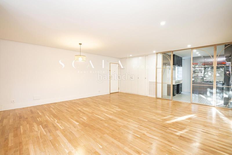 Foto 741a22de-2084-4876-9f44-37202b8590aa. Lloguer pis amb calefacció aparcament piscina a Hispanoamérica-Bernabéu Madrid