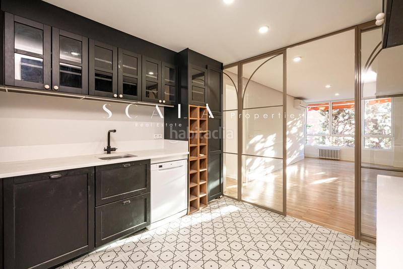 Foto be195e8c-08b8-4327-a737-77bf4d46efdf. Miete etagenwohnung mit heizung parking pool in Hispanoamérica-Bernabéu Madrid