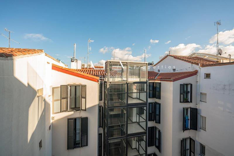 Foto 76e33d93-cf3f-48ed-b39d-ea461c617707. Location attique avec chauffage dans Justicia-Chueca Madrid