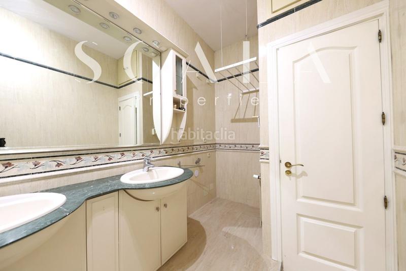 Foto f2a6d741-2fb6-442f-b6a2-caaf3366978d. Location appartement avec chauffage dans Jerónimos Madrid