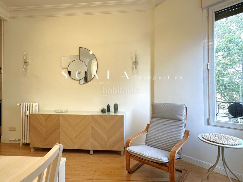 Foto 3db9f4a5-6087-4d9c-b209-43f9a563e908. Rent flat with heating in Jerónimos Madrid