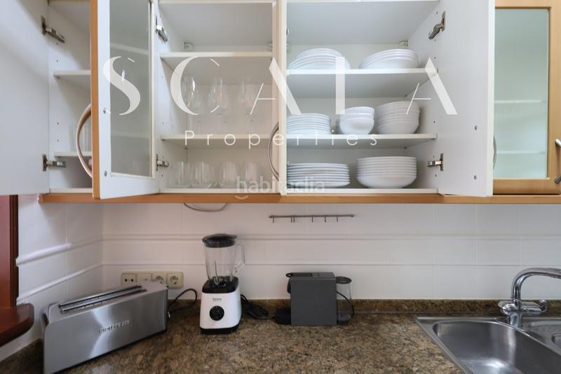 Foto c6c84833-6792-4ce1-a5b2-5d9bdf8a6b44. Rent flat with heating in Jerónimos Madrid