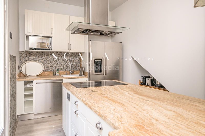 Foto 005cf9a7-5184-4b1c-b07b-fcd56842314c. Rent duplex with heating in Recoletos Madrid