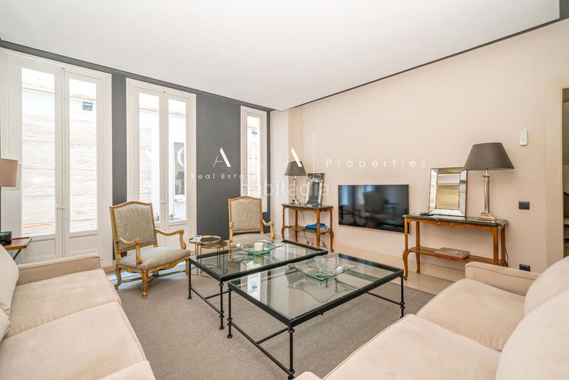 Foto 3f73ed26-eaa0-4c62-a8ee-a93748605526. Rent duplex with heating in Recoletos Madrid