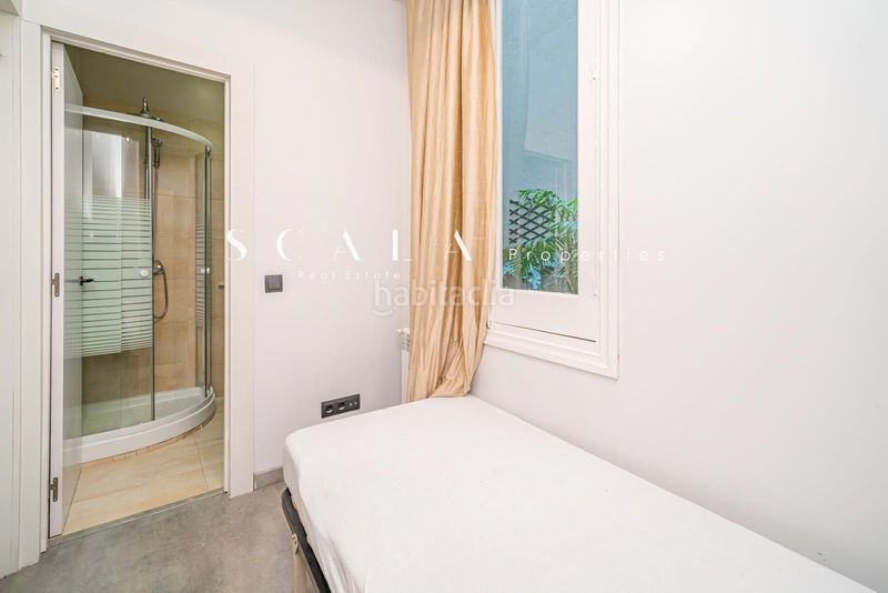Foto 5351a3dc-410c-43cb-b95b-dcf9f19eb587. Rent duplex with heating in Recoletos Madrid