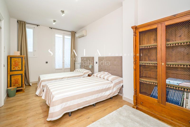 Foto 82eec450-bd5f-4ccb-b1ca-874170e8903b. Rent duplex with heating in Recoletos Madrid