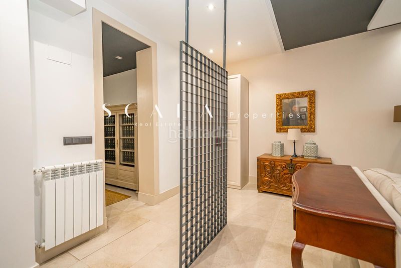 Foto 9f2ea14e-ed67-41b8-93c8-5003923320c7. Rent duplex with heating in Recoletos Madrid