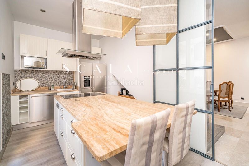 Foto d078a7a5-4f4e-4982-90d5-884e09e30267. Rent duplex with heating in Recoletos Madrid