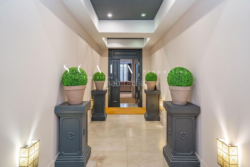 Foto d29abba9-8edd-42f7-b954-5684a722b684. Rent duplex with heating in Recoletos Madrid