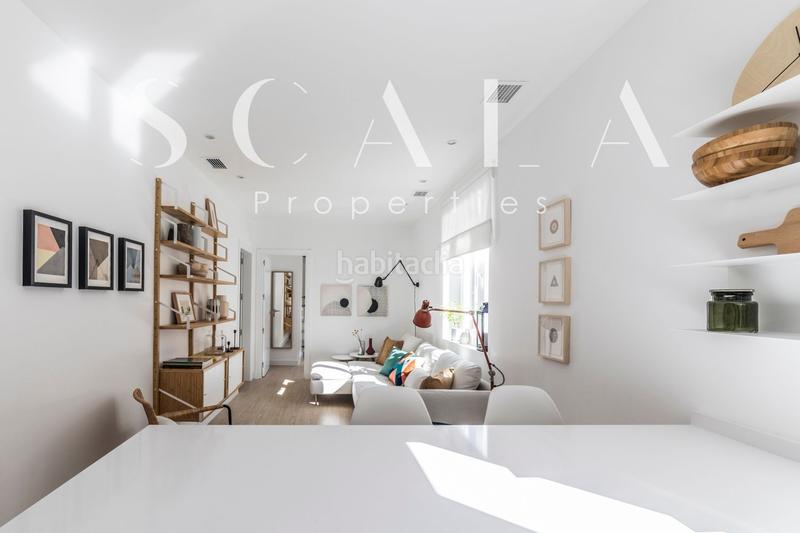 Foto 28d0ee44-d699-4862-a02e-4812cba46358. Rent penthouse with heating in Cuatro Caminos - Azca Madrid