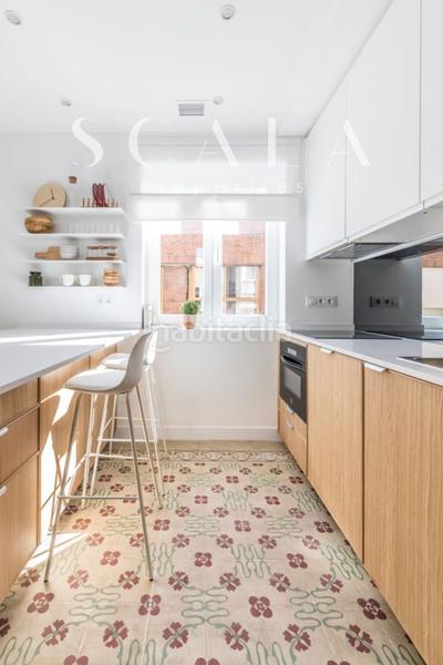 Foto eb031ef5-5374-44e2-b635-afa6fec13e51. Rent penthouse with heating in Cuatro Caminos - Azca Madrid