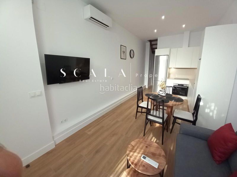Foto 7bb9adac-470f-40c6-9ff4-59891d4e0c6d. Rent duplex with heating in Lista Madrid