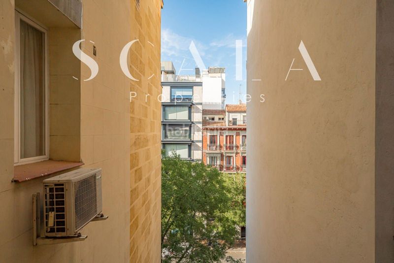 Foto c0d41d76-f395-474f-a770-22c8408303e2. Lloguer pis amb calefacció a Recoletos Madrid