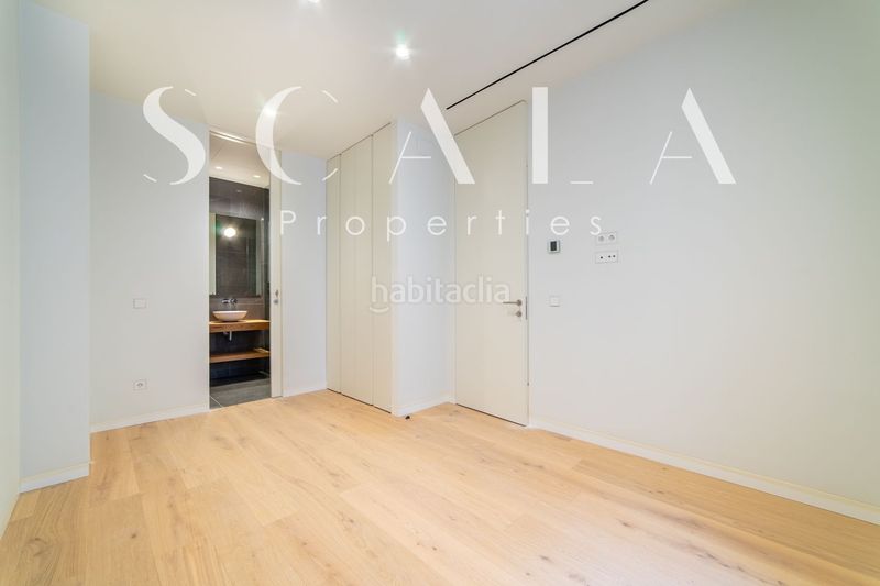 Foto 17a86b60-4bd3-4809-acbb-2c0f038e06c5. Rent flat with heating in Recoletos Madrid