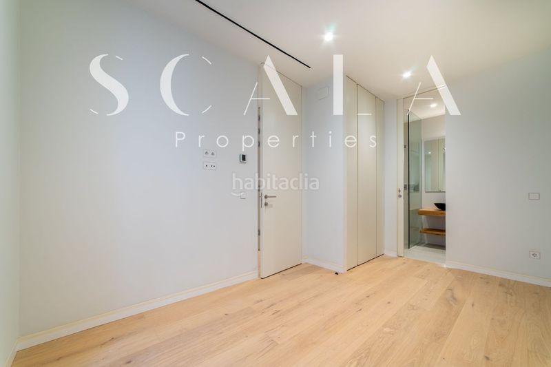 Foto 8c2c3423-e779-436e-b42c-05d0c0d28dd4. Rent flat with heating in Recoletos Madrid