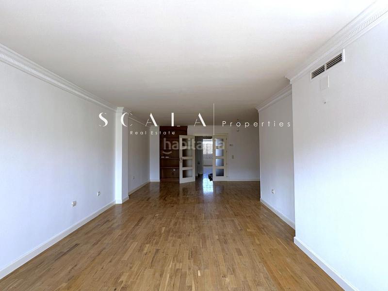 Foto 2a06de6b-77a5-4129-9ce9-3bf5653559f4. Appartement avec chauffage parking piscine dans Avenida Europa-San Antón Toledo