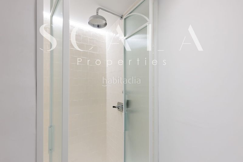 Foto d09f3e4c-1e89-4ee2-ba3e-4f582a81b6d7. Location duplex avec chauffage dans Almagro Madrid