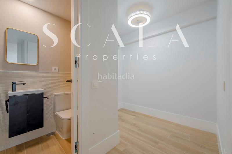 Foto 00715d79-8891-43a2-98af-b3b333055f43. Rent flat with heating in Castillejos-Cuzco Madrid