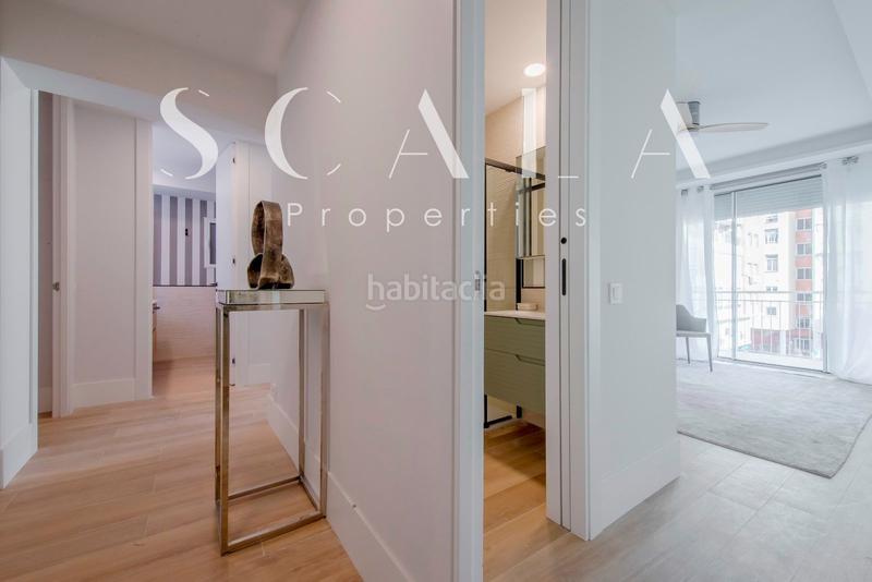 Foto 6b7d711a-3d74-42ca-84e1-3ccf029312fc. Rent flat with heating in Castillejos-Cuzco Madrid