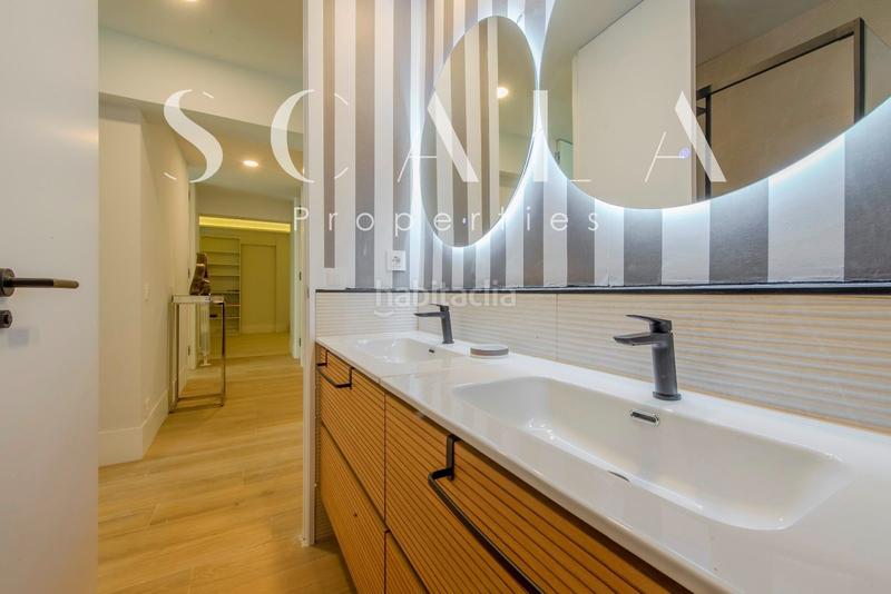 Foto f947ff5f-b7d8-4d61-801e-9da0cf5f5b33. Rent flat with heating in Castillejos-Cuzco Madrid