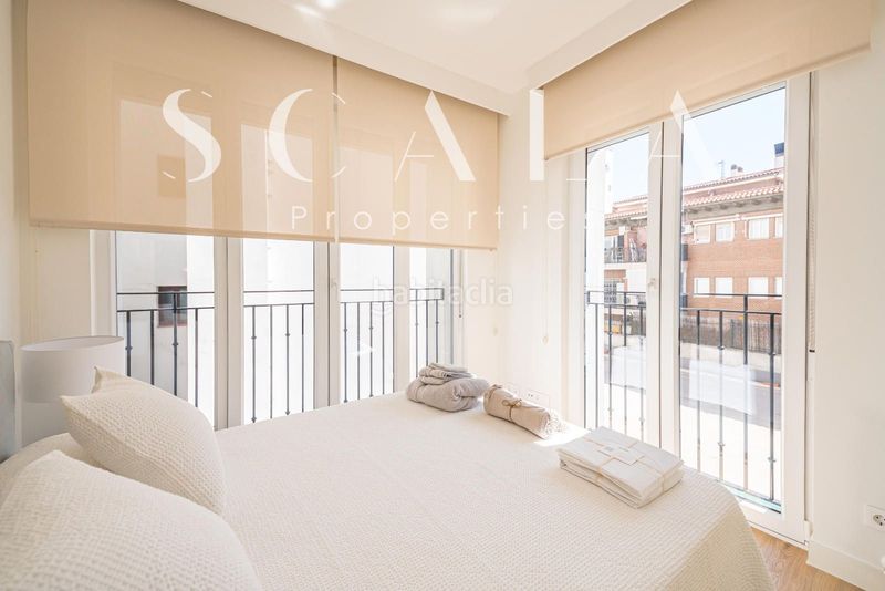 Foto 6b75ab7e-a712-4b4c-b72d-6a007f0b3a43. Rent flat with heating in Embajadores-Lavapiés Madrid