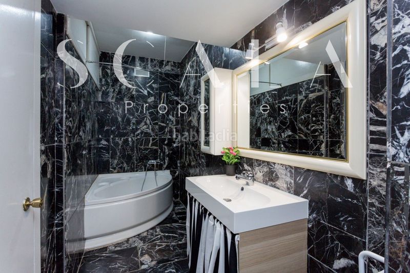 Foto aae39548-a3c6-4851-b63e-701d4aeaf536. Rent flat with heating in Jerónimos Madrid