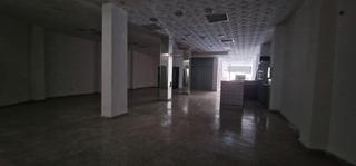 Geschäftsraum  Calle encrucijada. Local de 200 m²  en el centro de maracena, calle encrucijada