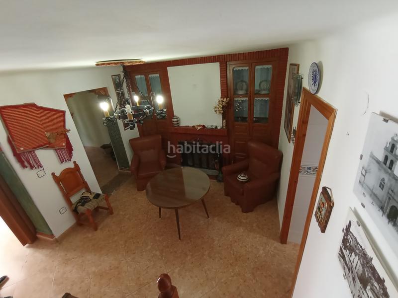 Foto be28afed-23ae-4992-b376-3daf654db9fc. Casa vivienda en el centro en Noalejo