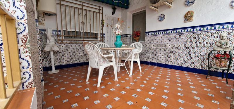 Foto 9c553482-9a72-4666-a79c-029906294ec6. Casa adosada casa en venta en Cijuela