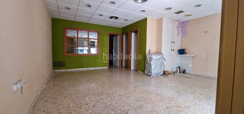 Foto b1d64c53-75cc-479e-8cde-31412997c6e6. Rent business premise with heating in Maracena