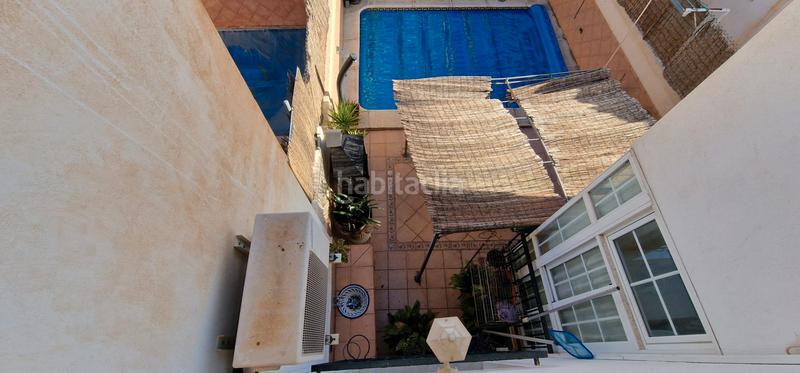 Foto 2aee46fd-b5a6-4dd0-8a61-e719d6104e4e. Casa con camino riscaldamento parcheggio piscina in Cájar