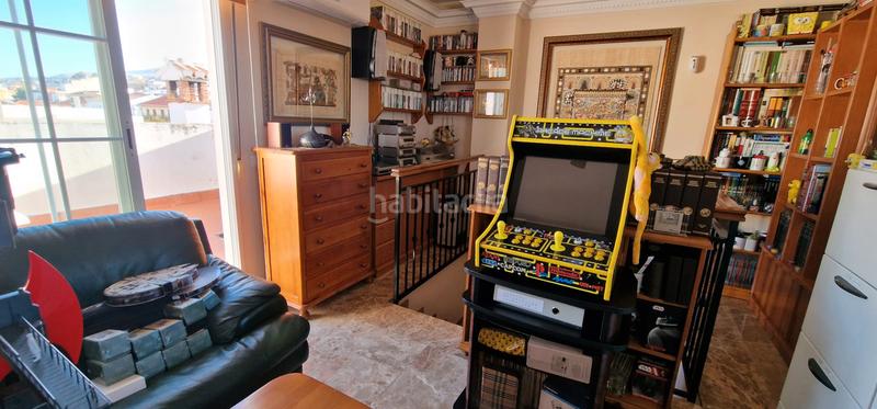 Foto 4e4d9f62-9d80-40b1-9187-bea2ad3ffa8e. Casa con camino riscaldamento parcheggio piscina in Cájar