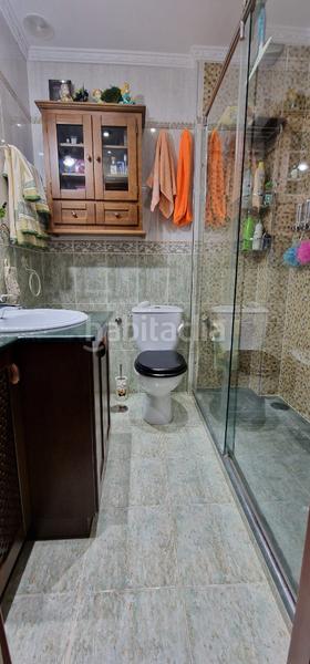 Foto 88b9890b-70bc-490f-9f29-46f9f95f195e. Casa con camino riscaldamento parcheggio piscina in Cájar