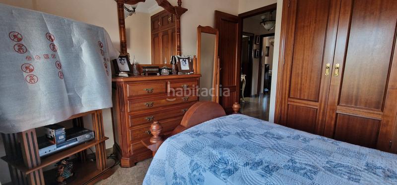 Foto 97bee244-b3e3-4bd0-8250-9d3edc81d337. Casa con camino riscaldamento parcheggio piscina in Cájar