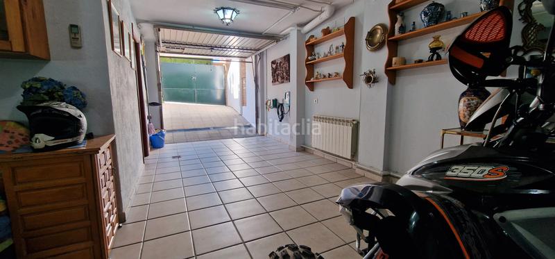 Foto aa859667-307a-47fc-85aa-0387e3651d12. Casa con camino riscaldamento parcheggio piscina in Cájar