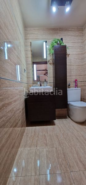 Foto 0420acd6-f679-415c-a620-104200f7c588. Àtic amb aparcament a Maracena