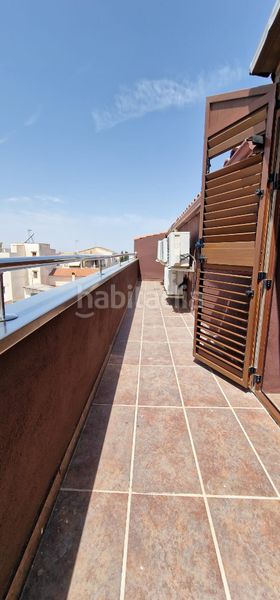 Foto 161f4356-d6fc-416d-9a24-6b71614ff097. Àtic amb aparcament a Maracena