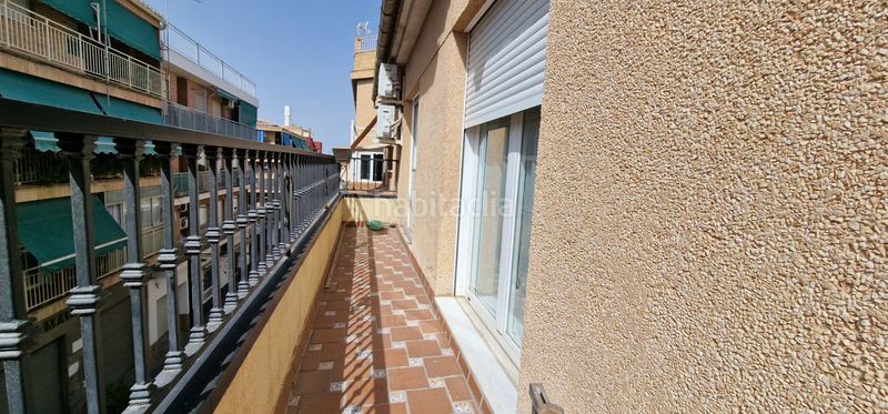 Foto cdaa2c57-0f2f-4ff2-8984-62c7321a8971. Dúplex  en venta en el centro en Maracena