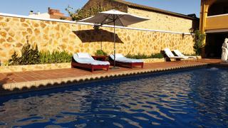 Xalet  Calle alhambra. Chalet con finca en plena producción a 15 minutos del centro de