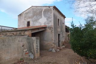 Fondo rustico in T-310. Finca a la venda amb construccio de 180 m . legalitzada - riudom