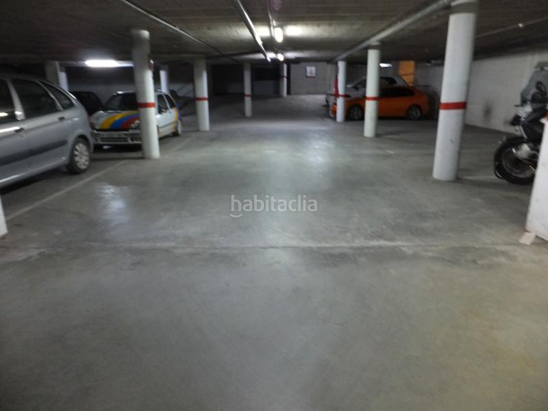 Foto 1d7aadb6-25c5-4211-b832-bfcf857fa522. Aparcament cotxe a carrer de la mercè rodoreda 11 a Riudoms